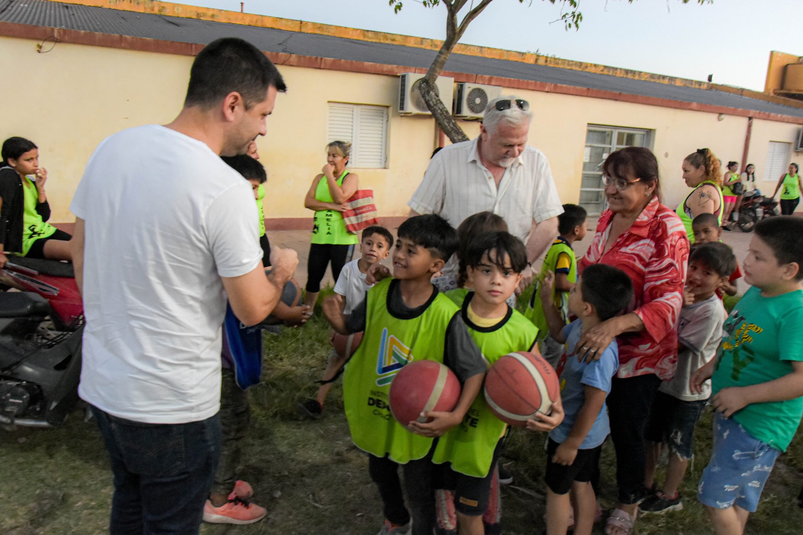La Escuela Municipal de básquet cerró el año con un encuentro
