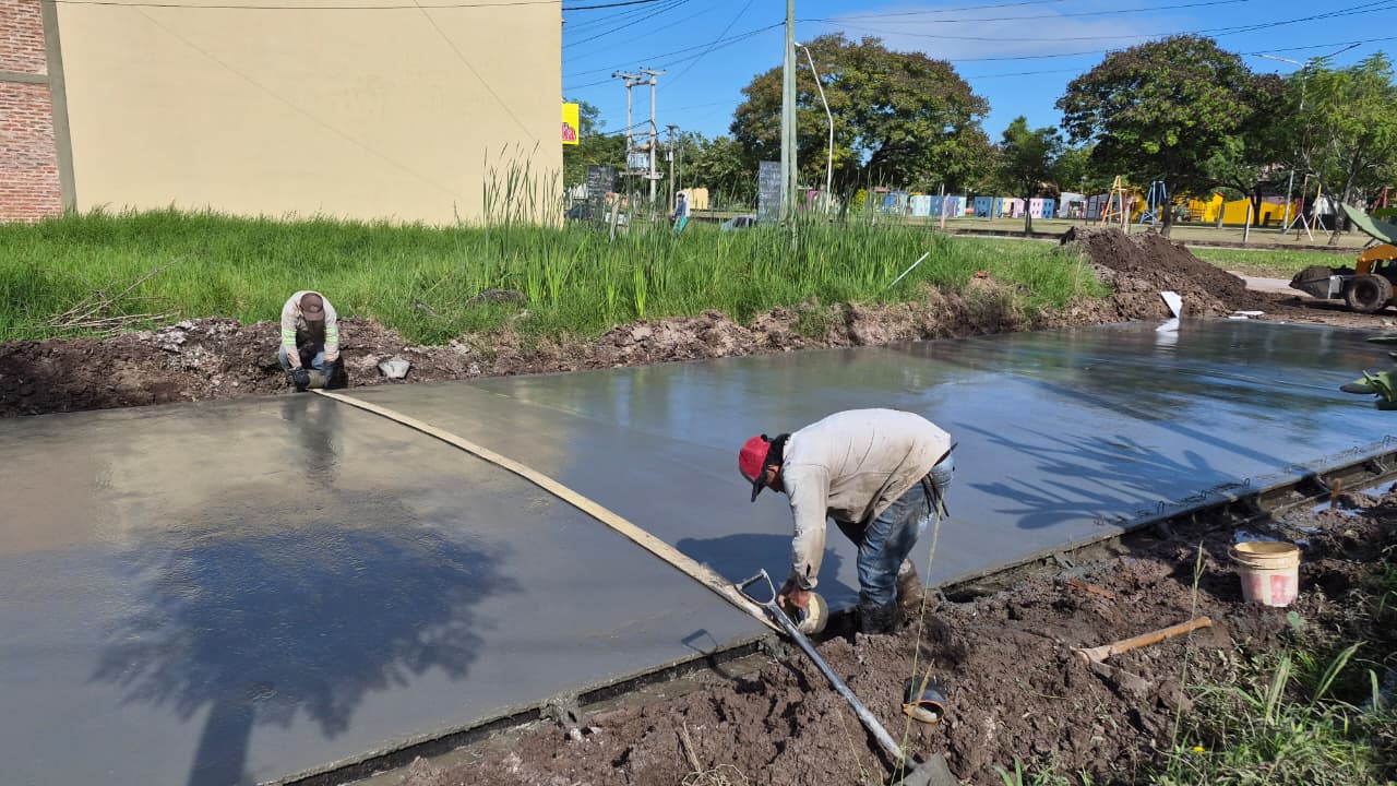 El municipio avanza con la pavimentación de calles en distintos barrios