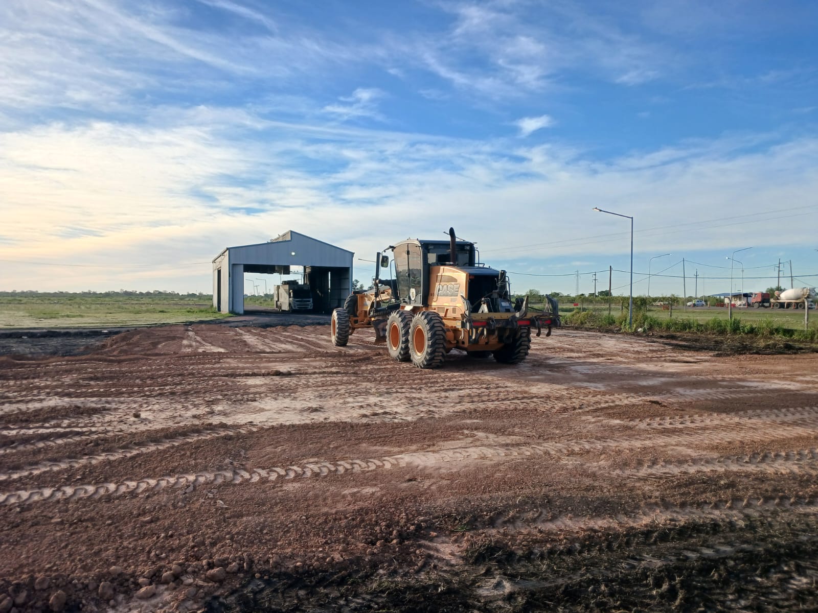 Avanza el acondicionamiento del playón de operaciones de Aduanas en el Parque Industrial de Sáenz Peña