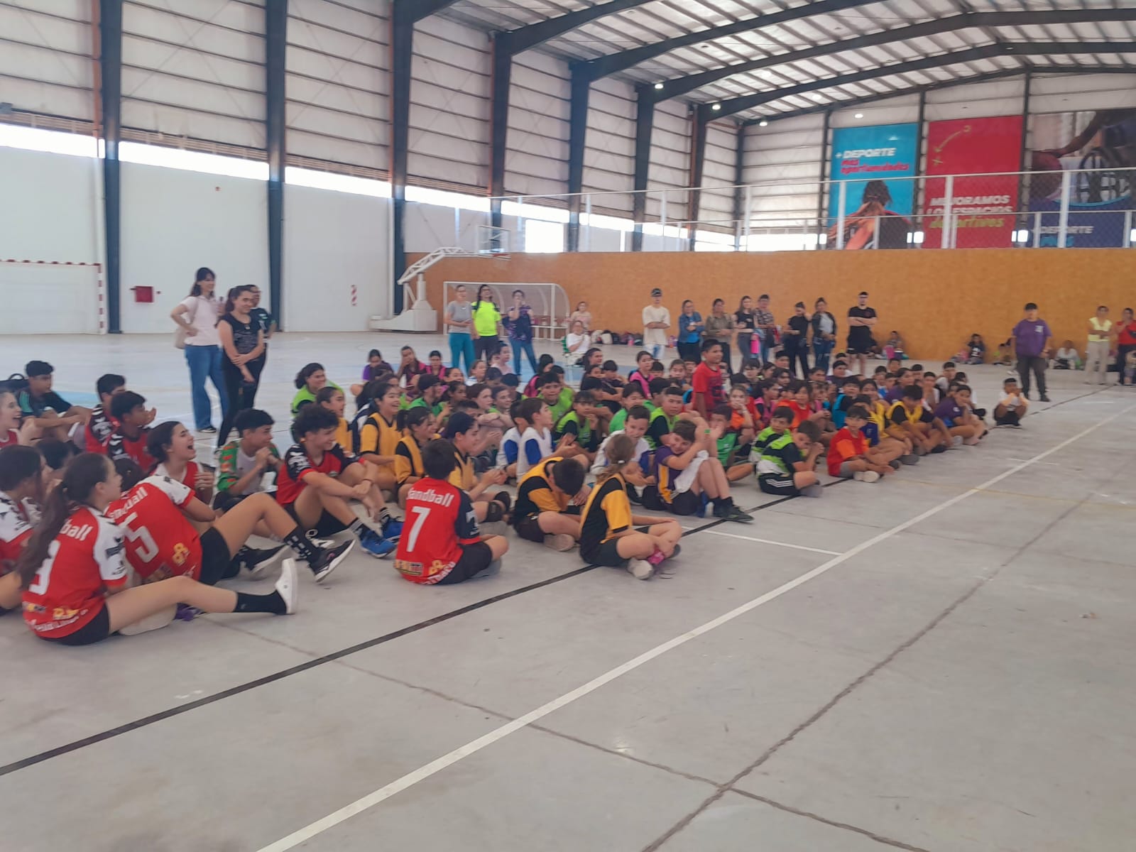 Se realizó el Tercer Encuentro Provincial de Mini Handball “Hugo Aguirre”
